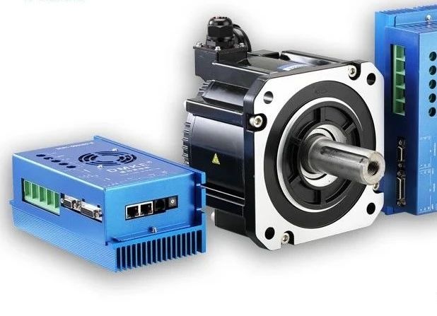 伺服電機-伺服驅(qū)動器 伺服電機-伺服驅(qū)動器