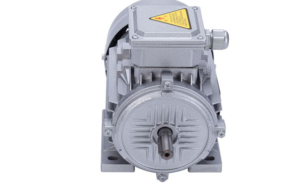 電機(jī)斷軸因什么而造成？